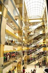 Lucky Plaza (D9), Shop House #577023681